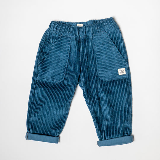 Cordhose für Kinder, bequeme Kindermode, petrol und beere, für aktive Kinder, hergestellt in Österreich, Kinderbekleidungslabel