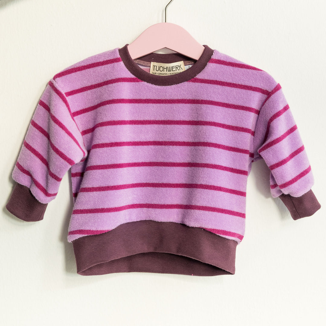 Süßer Sweater aus rosa/pinkem Frottee Stoff. Oversized geschnitten.