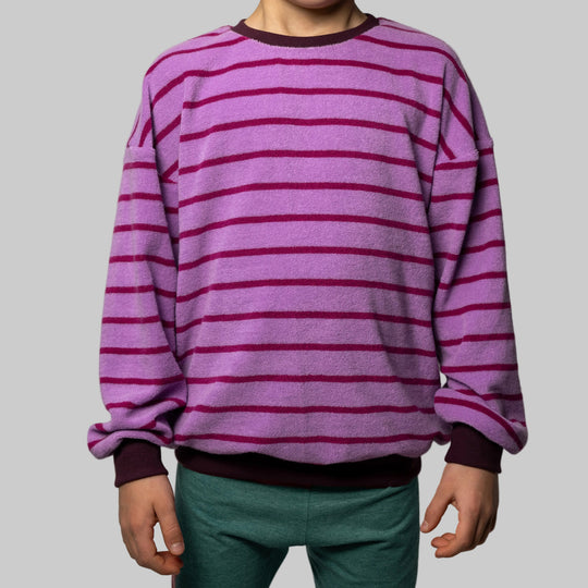 Süßer Sweater aus rosa/pinkem Frottee Stoff. Oversized geschnitten.